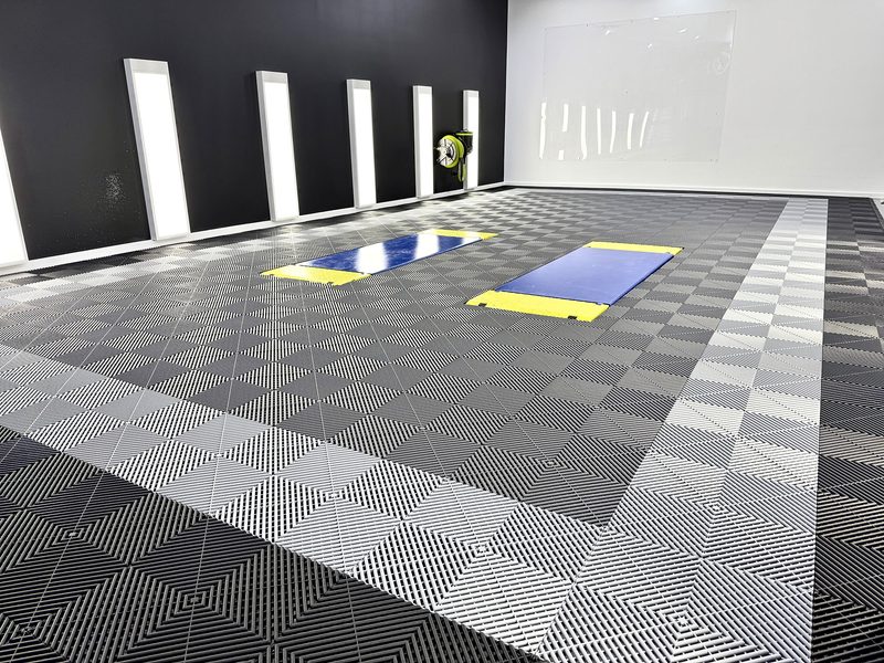 Low angle across the ULTRAGRID floor in Jet Black, Silver Grey and Space Grey at DPG Detailing